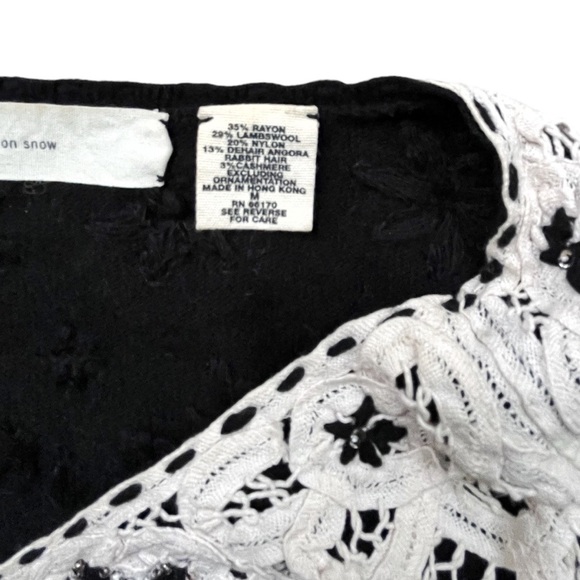 Anthropologie Sleeping on Snow Black Lambswool w/Cream Lace Detail Sweater, sz M - Picture 6 of 9